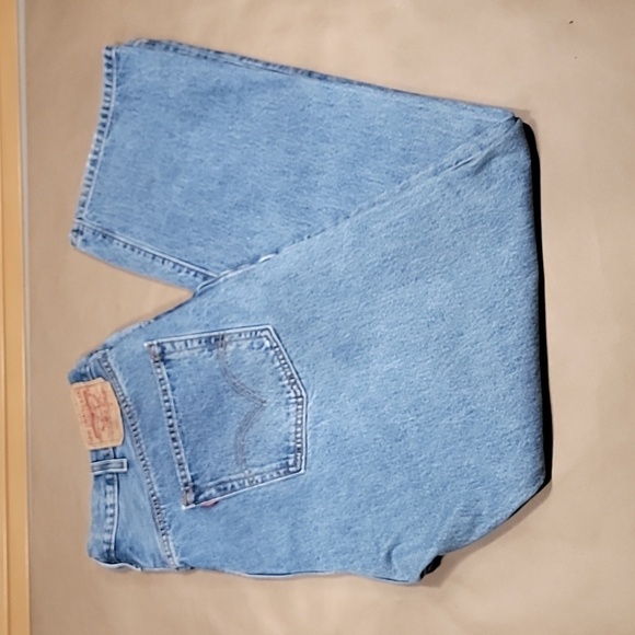 LEVI'S Size 42x32 Medium Wash 501 Button Fly Jeans Gently Used Condition - Picture 1 of 16